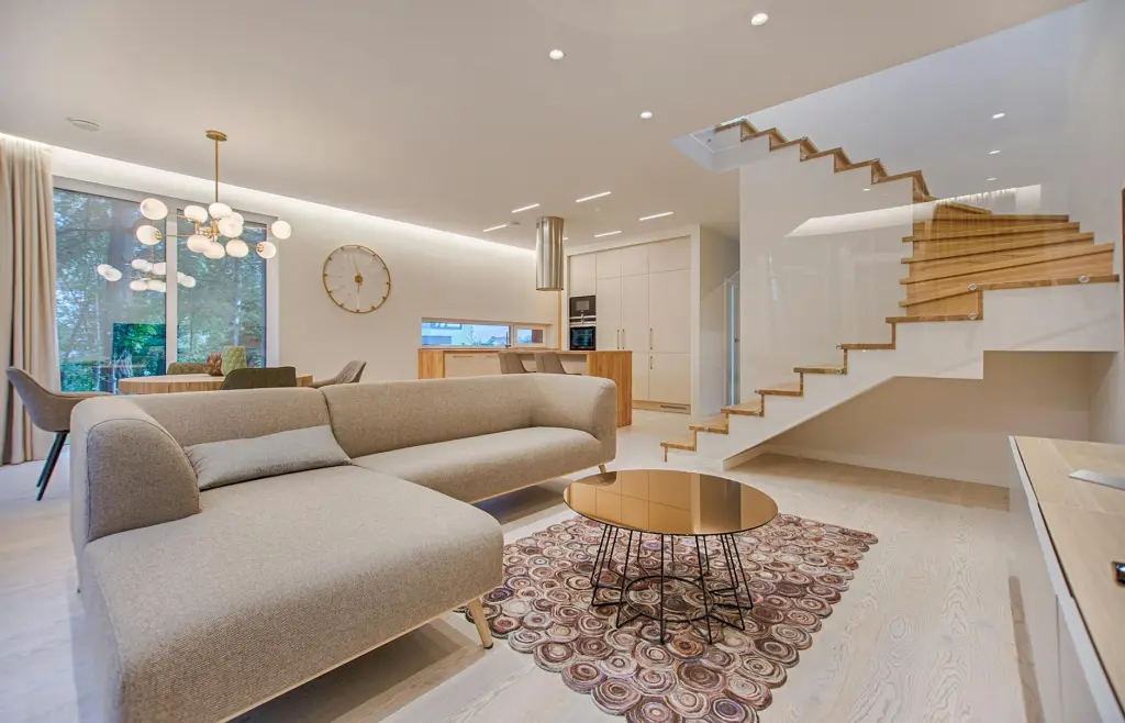 Furniture & Lighting
